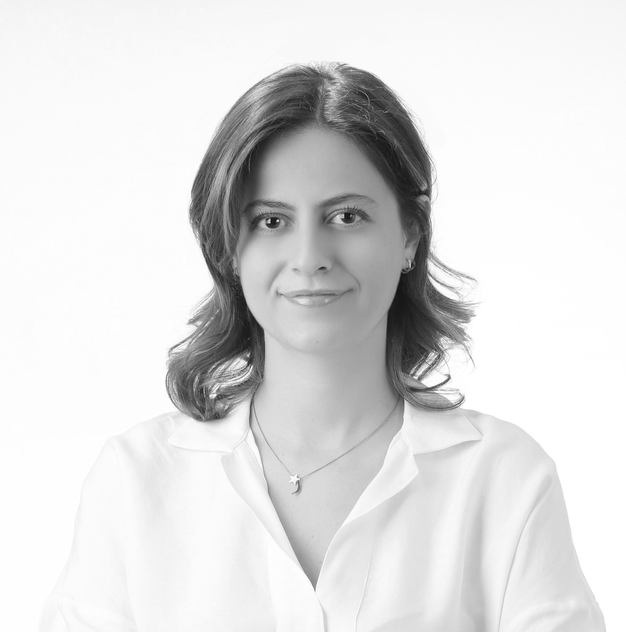 Simay Sarı Kardeş